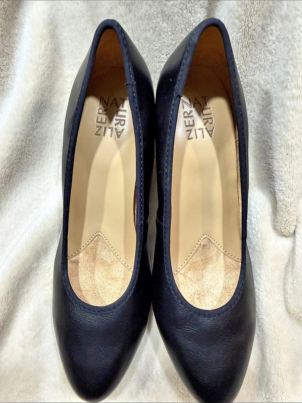 Naturalizer Black Leather Heels